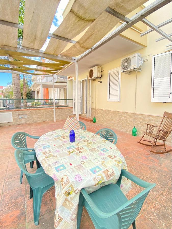L' Ariosto 12 Porto Cesareo Exterior foto